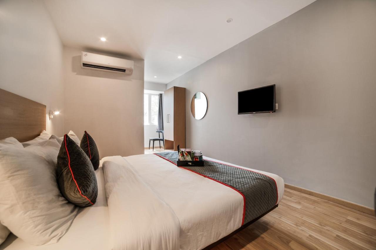 Oyo Townhouse 086 Pankha Road Hotel New Delhi Luaran gambar
