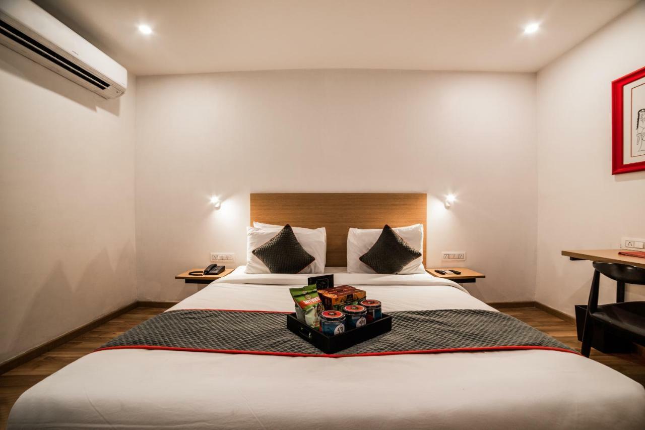 Oyo Townhouse 086 Pankha Road Hotel New Delhi Luaran gambar