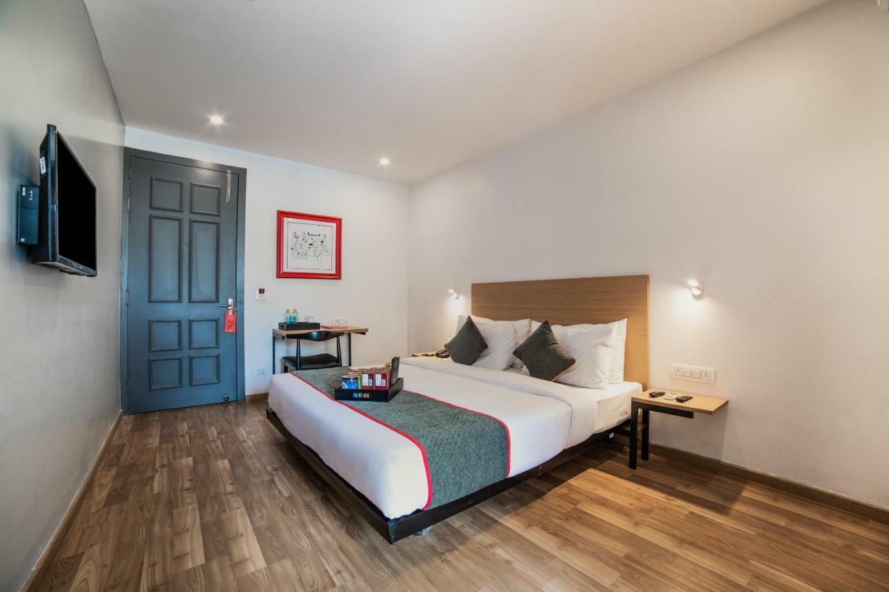 Oyo Townhouse 086 Pankha Road Hotel New Delhi Luaran gambar
